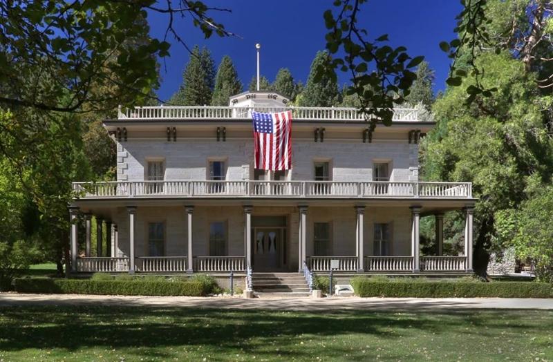 bowers-mansion-richard-massey-credit